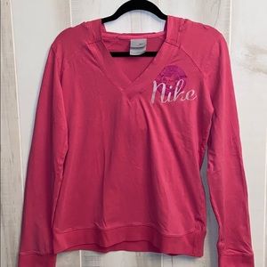 Nike Women’s long sleeve v-neck hooded